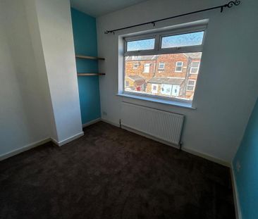 2 bedroom semi-detached house to rent - Photo 1