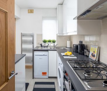 Studio to rent - Photo 6