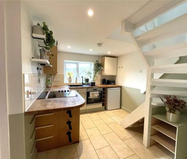 2 bedroom semi-detached house to rent - Photo 5