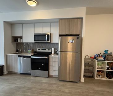 For Lease - 204 Burnhamthorpe Road Unit# 1704, Mississauga, Ontario - Photo 5