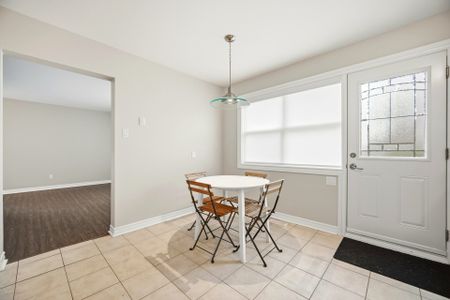 For Lease - 674 Francis Road, Burlington, Ontario - Photo 5