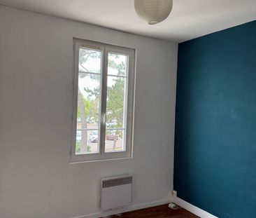 Location Appartement 2 pièces 35m² AGON COUTAINVILLE 50230 - Photo 2