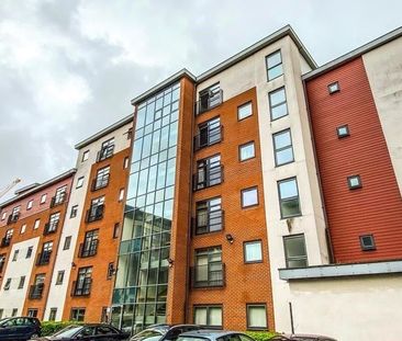 Studio Flat, Renolds House, M5 - Photo 1