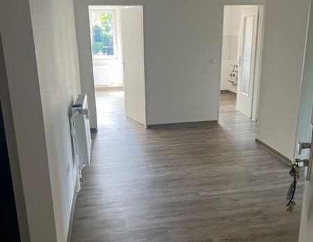 Hier findet jeder seinen Platz: geräumige 3-Zimmer-Wohnung - Photo 1