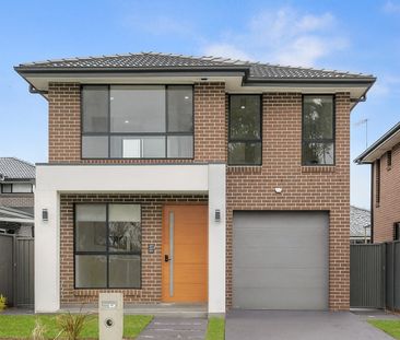 Modern 4-Bedroom Townhouse – Turn-Key Living in Sydney's North West - Photo 1