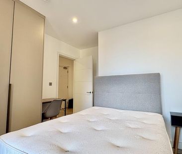 3 bedroom flat to rent - Photo 5