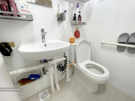 Blk 661 Hougang Avenue 4 (Hougang), HDB 3 Rooms - For Rent - Photo 4