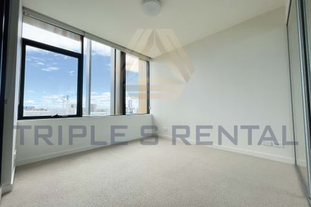 PARAGON ! 1 BEDROOM APARTMENT! ENQUIRE NOW! TO BE THE FIRST INSPECT! - Photo 3