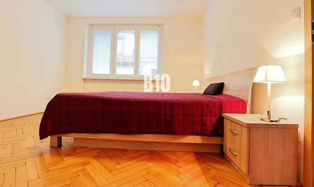 NA PRENÁJOM Priestranný 3 izbovy byt Žilina - centrum mesta , FOR RENT - Fotografia 1