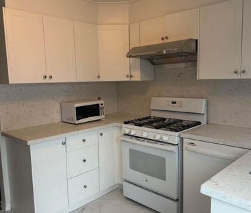 For Lease - 75 Strathaven Drive Unit# 14, Mississauga, Ontario - Photo 4