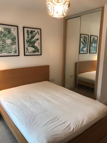 1 Bed Flat, Peartree Way, SE10 - Photo 5