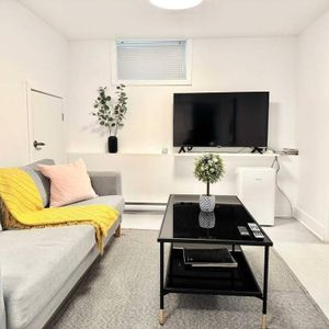 Meublé 6½ – 4 chambres – Saint-Sacrement – Idéal sinistres & rénovations (dispo mi-déc.) - Photo 2