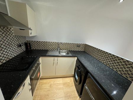 1 bedroom flat to rent - Photo 3