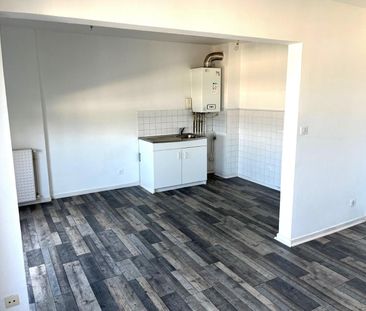 Location Appartement 2 pièces 51m² NANTES 44300 - Photo 2