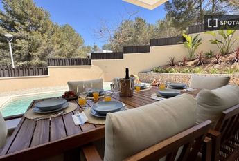 4 room luxury Flat for rent in Sant Pere de Ribes, Catalonia