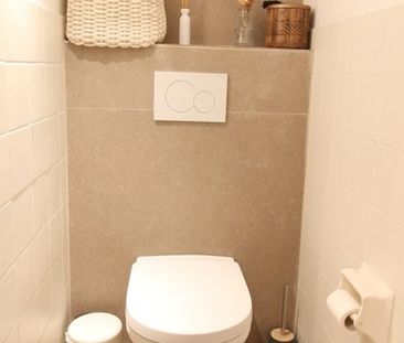 Appartement te huur in Schaarbeek voor € 980 met 1 slaapkamer - Foto 5