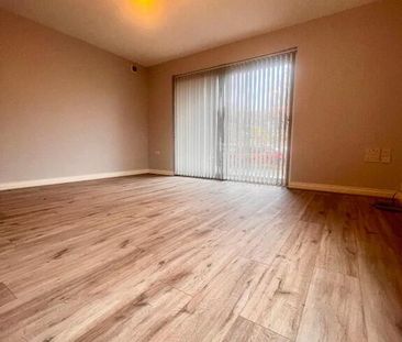 1 Lansdowne Close, Larne, BT40 1JJ - Photo 3