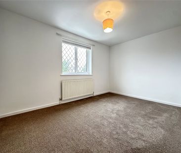 12, Heath Grove, Pudsey, West Yorkshire, LS28 8HP - Photo 4