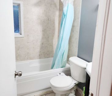 For Lease - 648 Oxford Street Unit# Unit2, London East, Ontario - Photo 4