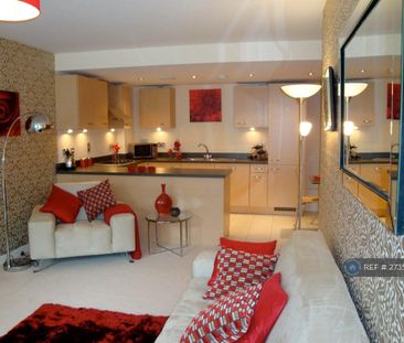 2 bedroom flat to rent - Photo 3