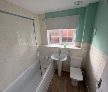 Squirrel Meadow, Shawbirch, Telford - Photo 1