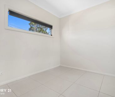 Near New Granny Flat&excl;&excl; Weekly Rent&colon; &dollar;550 Per... - Photo 1