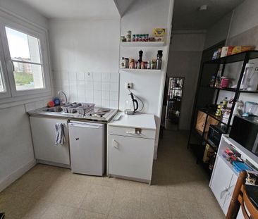 Location Appartement 1 pièce Meublé 18m² LE CREUSOT 71200 - Photo 2