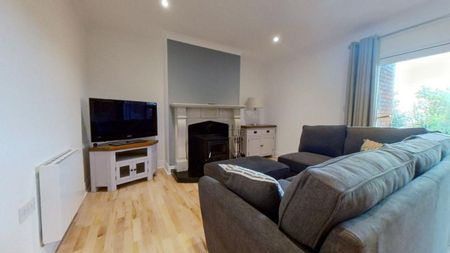 Apartment to rent in Galway - Photo 4