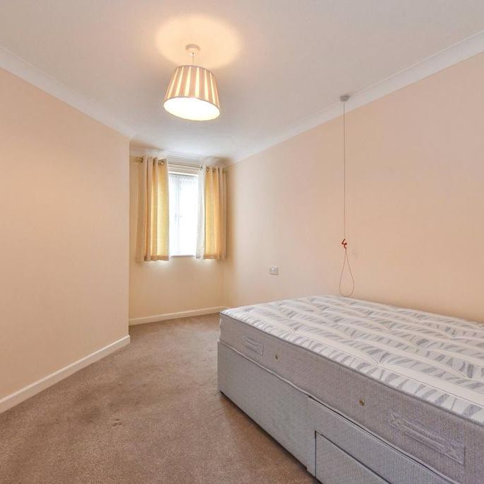 1 bedroom penthouse to rent - Photo 1