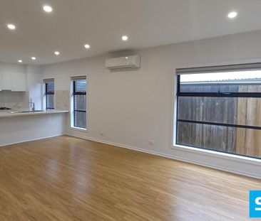 Great Townhouse! - Photo 2