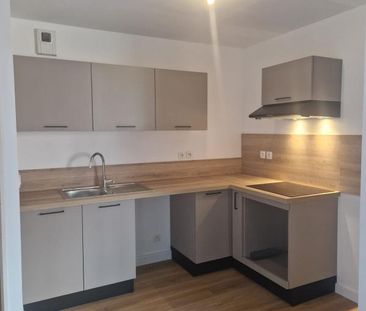 Location Appartement 3 pièces 60m² NANTES 44000 - Photo 3