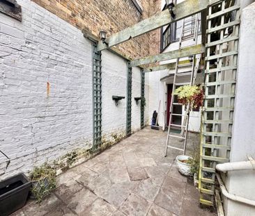 5 bedroom terraced house to rent - Photo 3