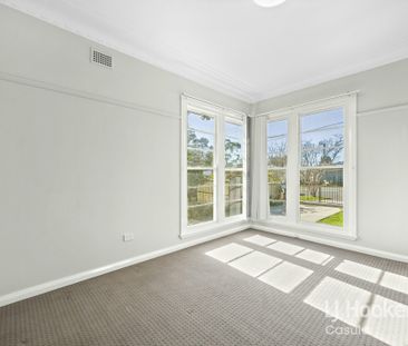 Cozy 3-Bedroom Home in Prime Location - Photo 1