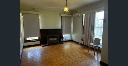 3 bedroom home in prime location - Photo 5