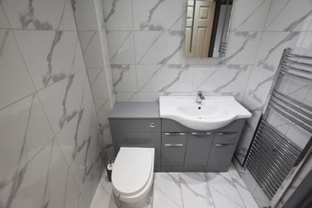 2 bedroom maisonette to rent - Photo 4