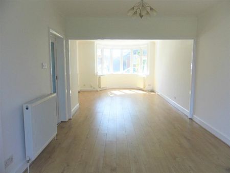 3 bedroom semi-detached house to rent - Photo 2