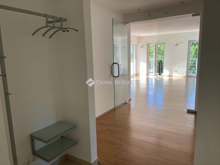 Kiadó újszerű állapotú lakás - Üröm - Photo 3