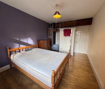 Buchanans Wharf North, ., Ferry Street - Photo 4