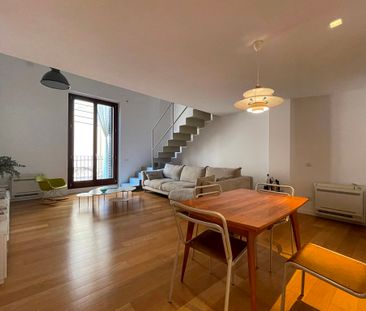 Apartamento duplex amueblado de 3 dormitorios con ascensor por Plaz... - Photo 3