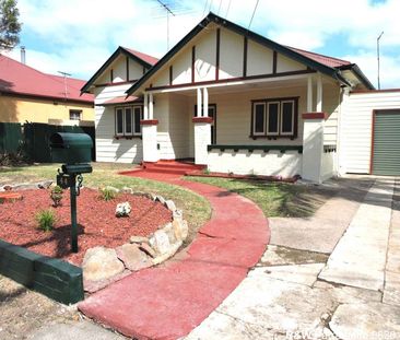 Charming Family Home in Granville - Photo 2