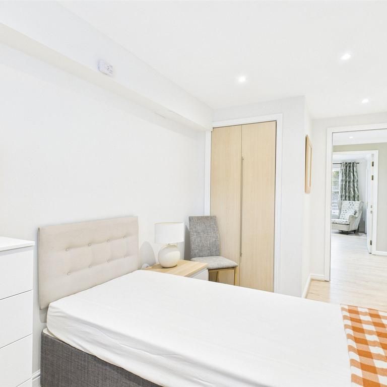 2 bedroom apartment to rent - Photo 1