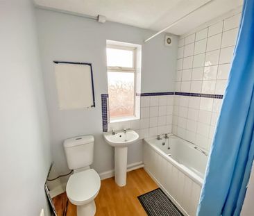 Quinton Parade, Coventry, CV3 5HW - Photo 5