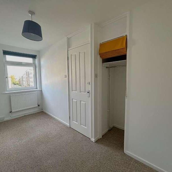Coleby Path, Camberwell, London, SE5 - Photo 1