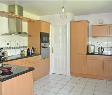 Location Maison 7 pièces 222m² FOURQUEUX 78112 - Photo 4