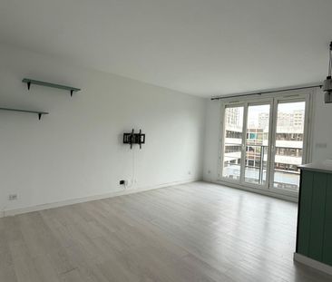 Location Appartement 2 pièces 46m² - Photo 2