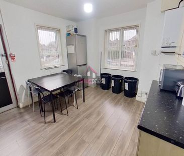 1 bedroom in a house share to rent - Photo 5