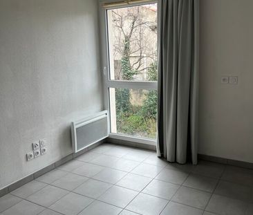 Location Appartement 1 pièce 18m² MARSEILLE 9ème - Photo 4