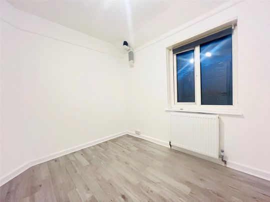 house to rent Camden Gardens, Thornton Heath, CR7 - Photo 1