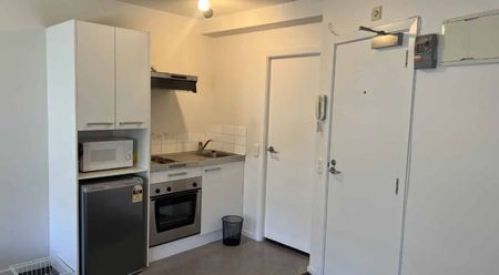 Studio Apartment Wellington CBD - Photo 2