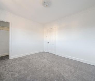 3 bedroom end of terrace house to rent - Photo 6